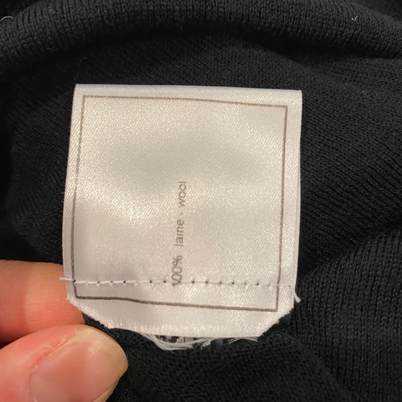 Authentic Chanel long sleeve sweater top shirt 36 - Picture 4 of 4